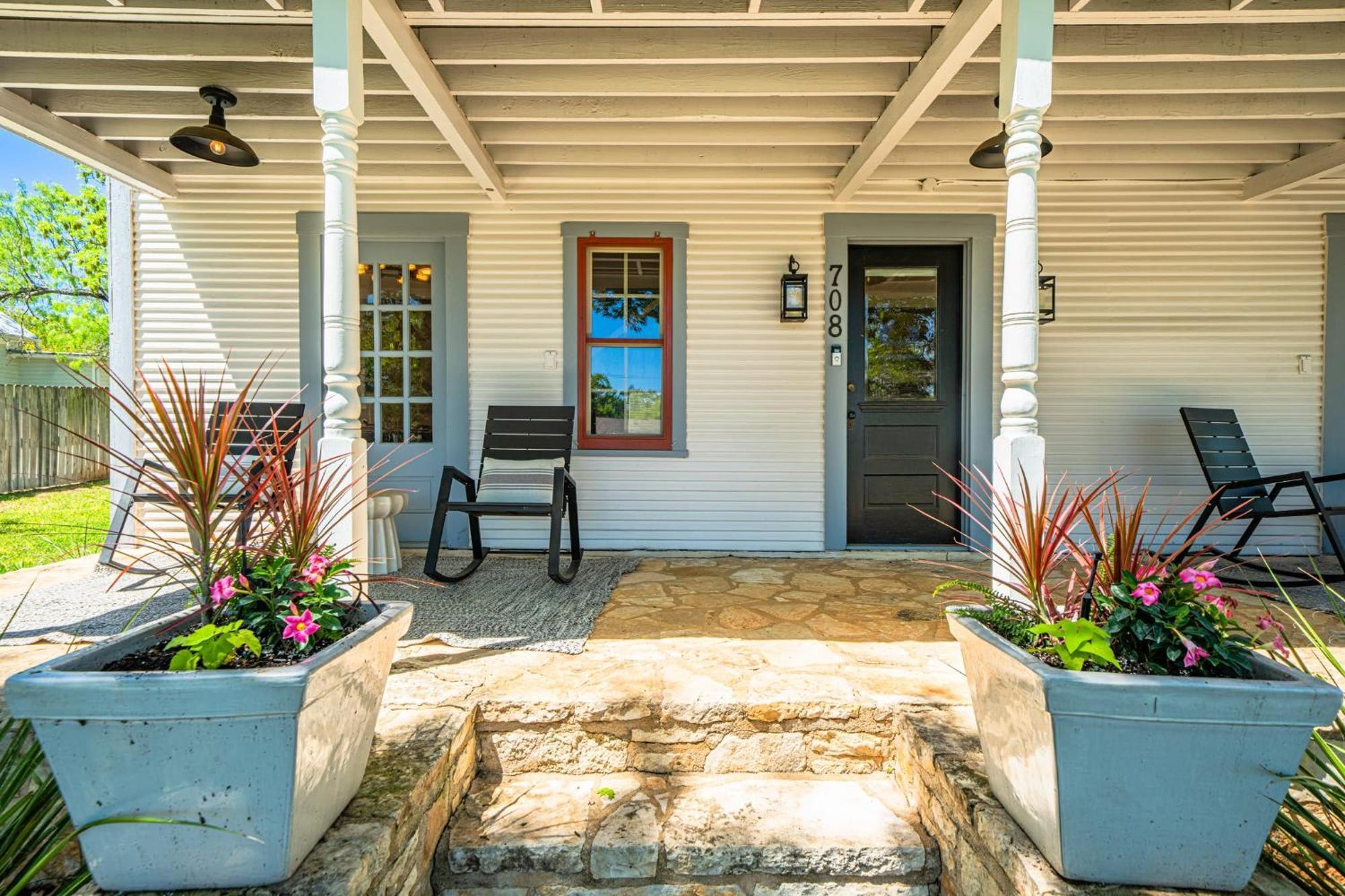 Katarina Haus - Hot Tub & Fire Pit Villa Fredericksburg Exterior photo