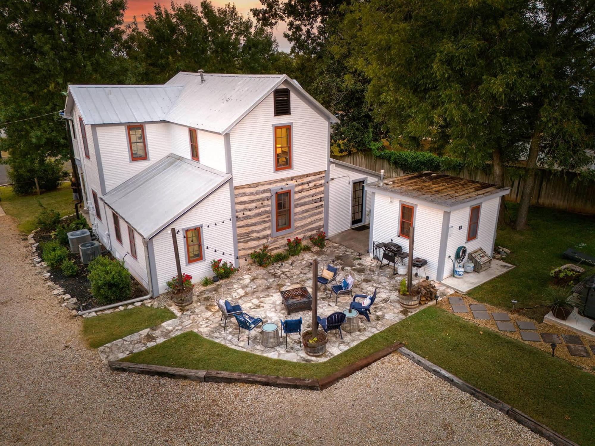 Katarina Haus - Hot Tub & Fire Pit Villa Fredericksburg Exterior photo