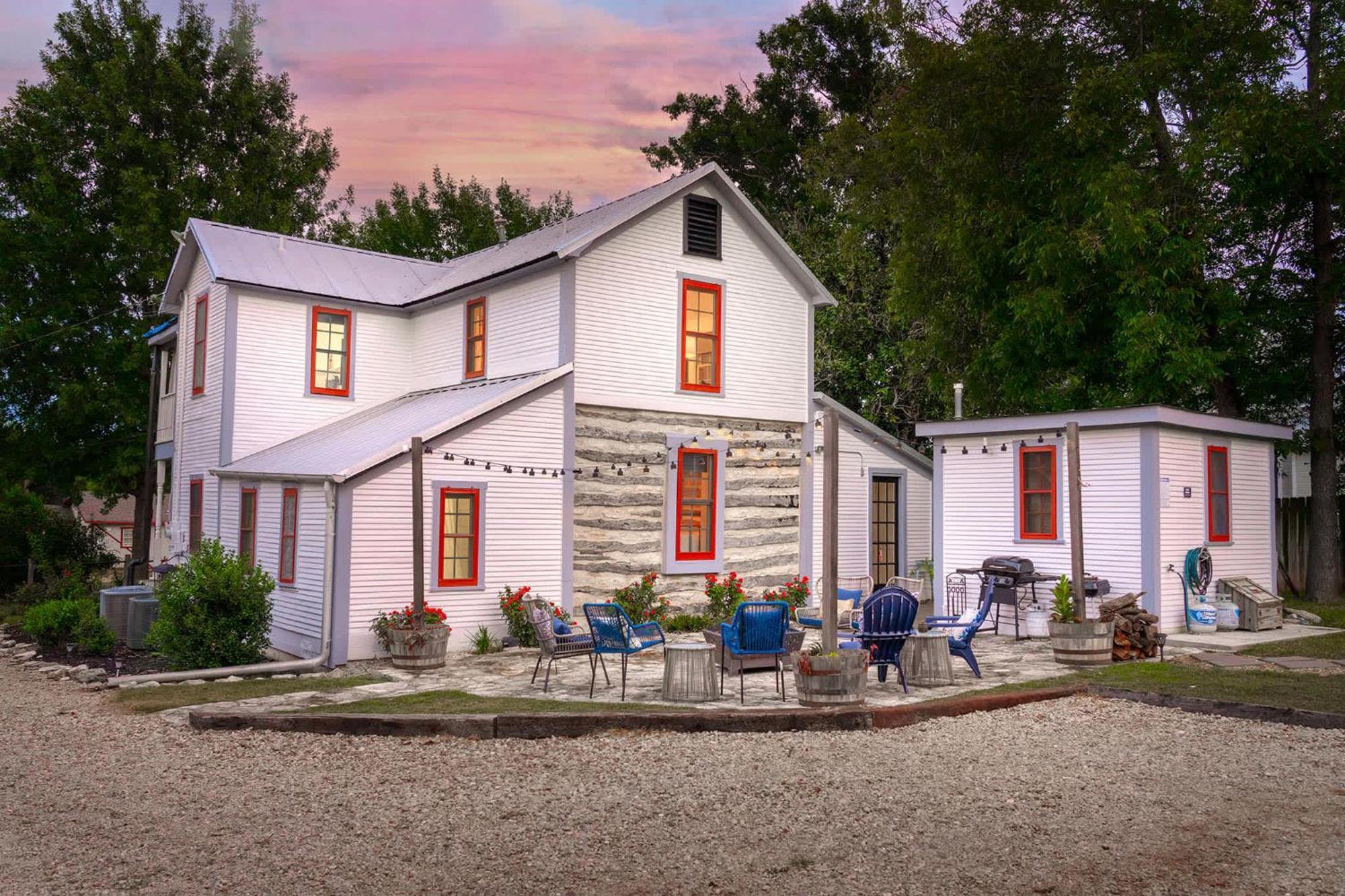 Katarina Haus - Hot Tub & Fire Pit Villa Fredericksburg Exterior photo